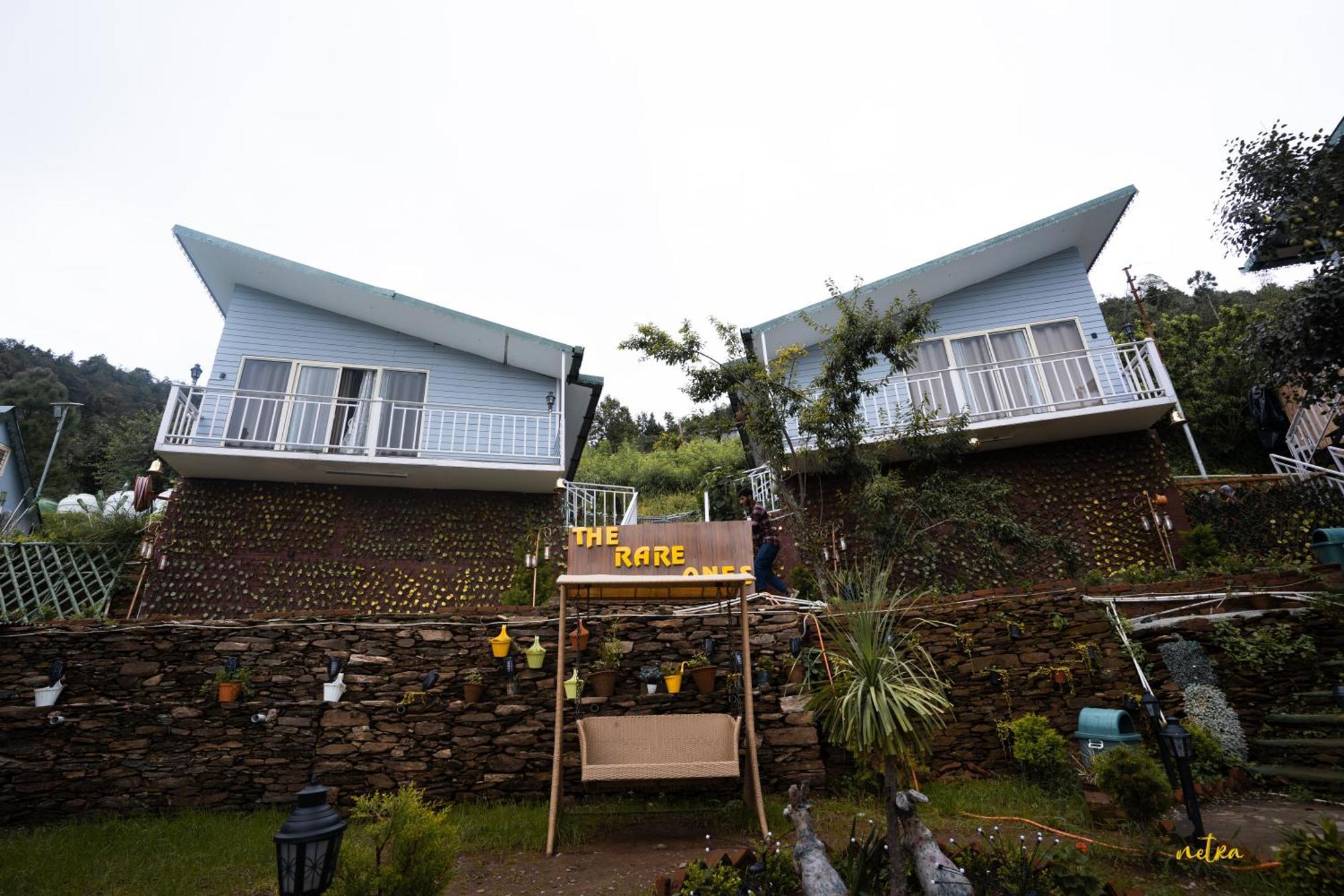 The Rare One'S Mukteshwar - Resort & Cafe ภายนอก รูปภาพ
