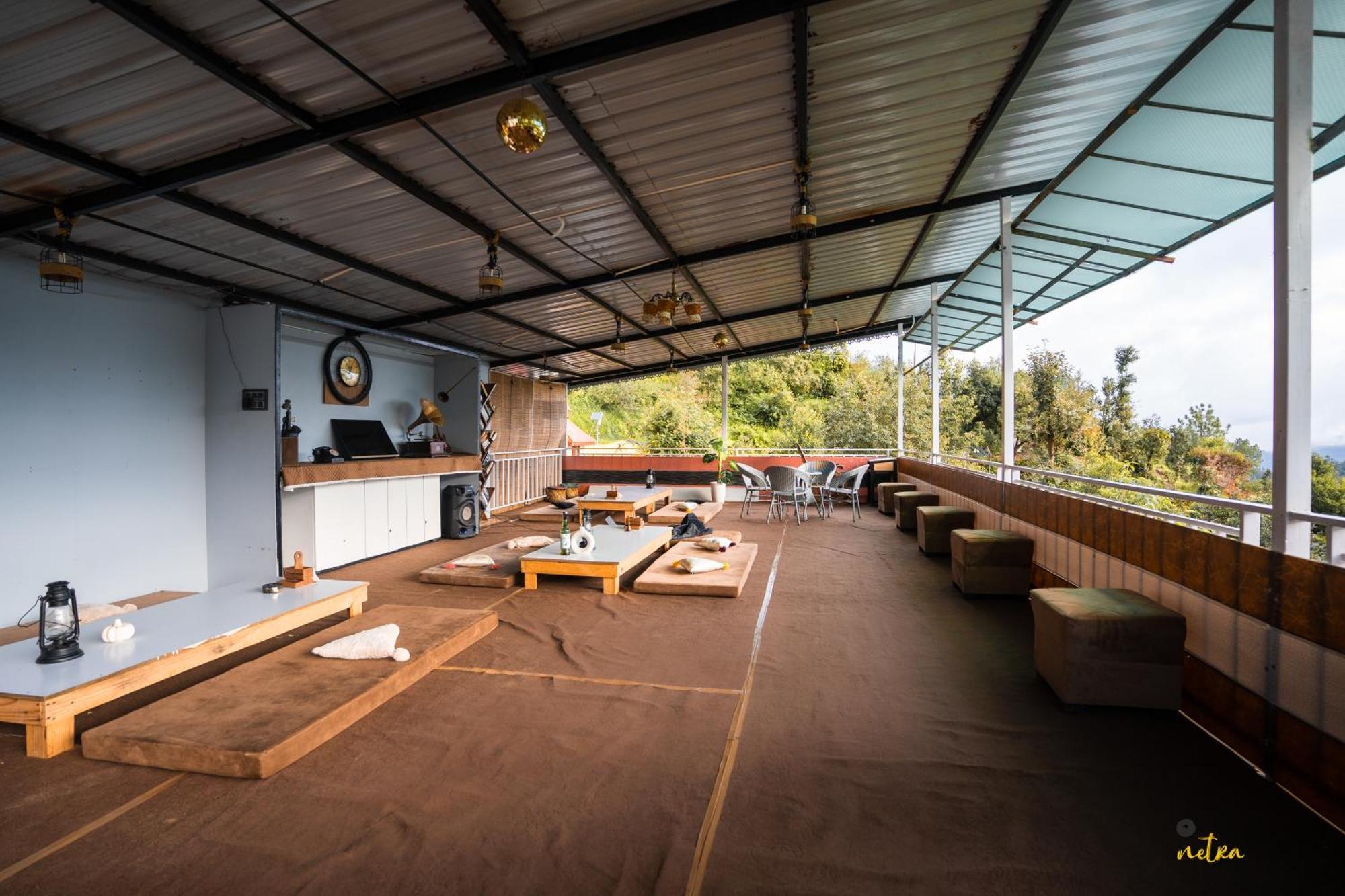 The Rare One'S Mukteshwar - Resort & Cafe ภายนอก รูปภาพ